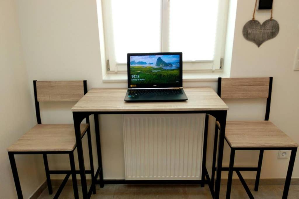 Pearl Studio Apart - King Bed - Netflix - Projector - Fast Wi-Fi ترير المظهر الخارجي الصورة